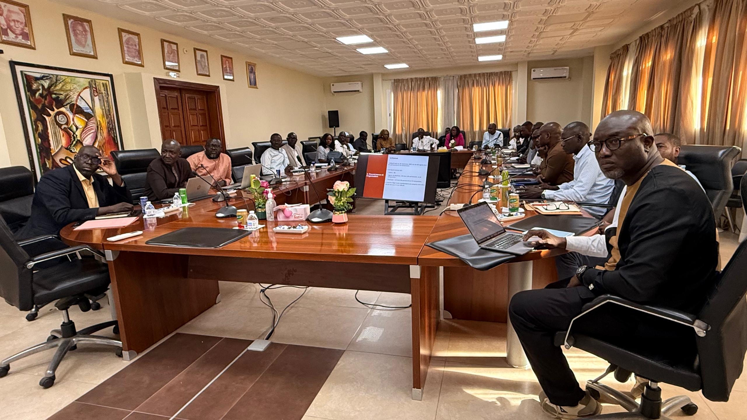 Dans le cadre de sa politique de rapprochement...